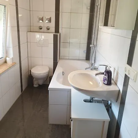 Moderne Zentral דירה
